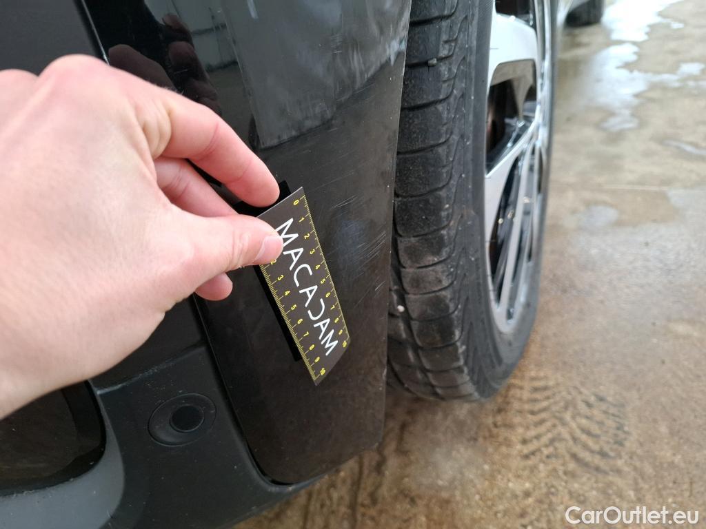  Bmw  I3  BMW / 2017 / 5P / Berline 120 Ah Edition Windmill Suite(SP) #6