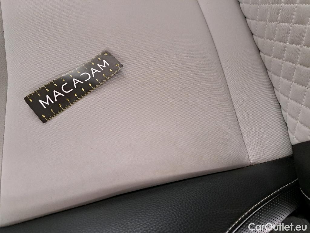  Fiat  500 FIAT  2015 3P Berline Hybrid 1.0 BSG 70 ch Dolcevita #16