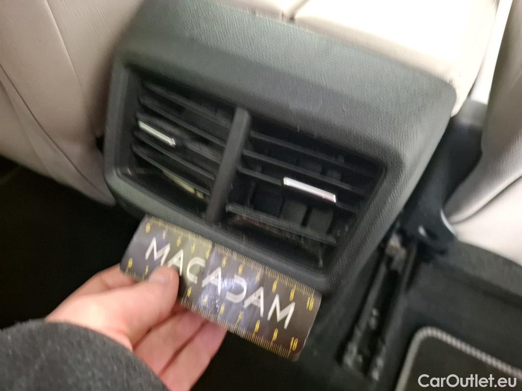  Citroen  C5 CITROEN  Aircross / 2018 / 5P / SUV Hybrid 225 ë-EAT8 Shine Pack #42