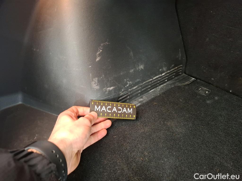  Hyundai  Konna HYUNDAI Kona / 2020 / 5P / SUV 1.6 HYBRID 141 EXECUTIVE HEV #51