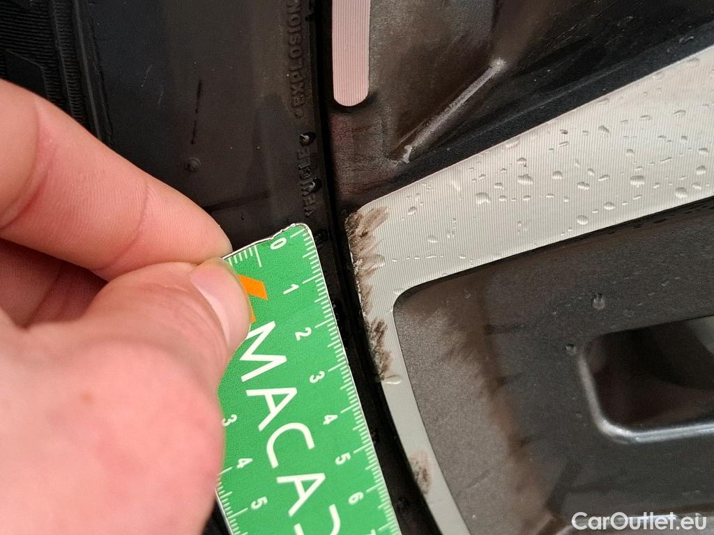  Hyundai  Santa Fe HYUNDAI  / 2020 / 5P / SUV 1.6 T-GDI 265 PHEV HTRAC EXECUTIVE AUTO #18