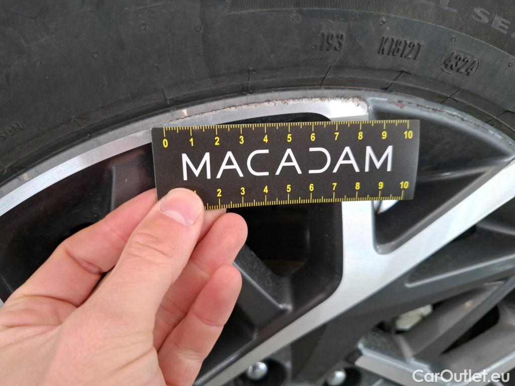  Hyundai  Konna HYUNDAI Kona / 2020 / 5P / SUV 1.6 HYBRID 141 EXECUTIVE HEV #31