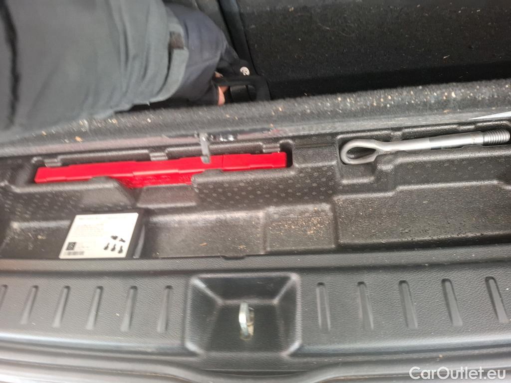  Mercedes  EQB MERCEDES-BENZ  / 2021 / 5P / SUV  250 + AMG Line #41