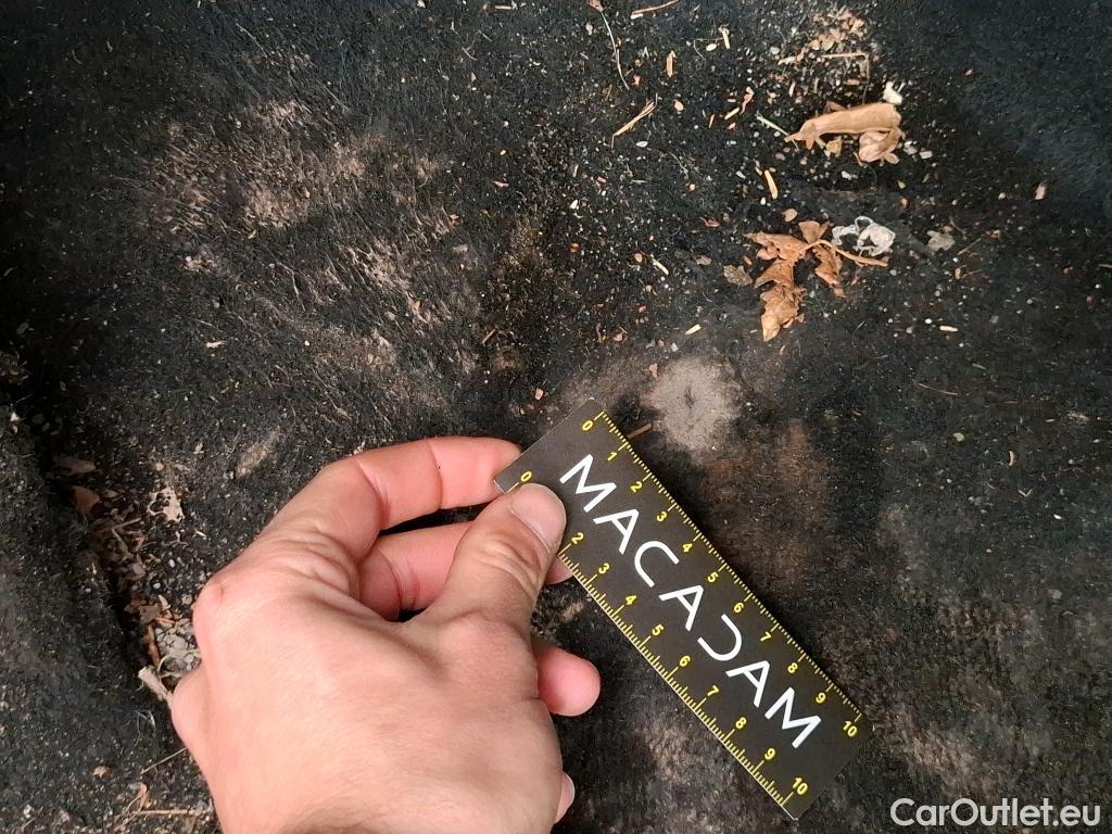  Land Rover  Discovery MG MG3 / 2024 / 5P / Berline 1.5L 195ch Hybrid+ Standard #13