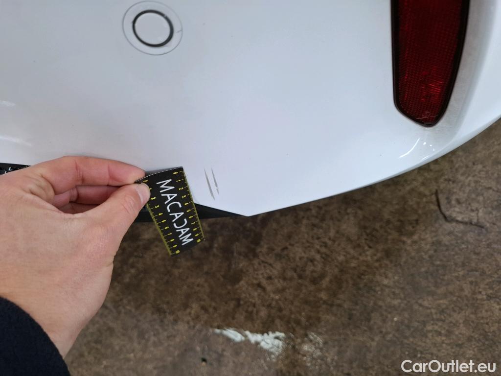  Land Rover  Discovery MG MG3 / 2024 / 5P / Berline 1.5L 195ch Hybrid+ Standard #42