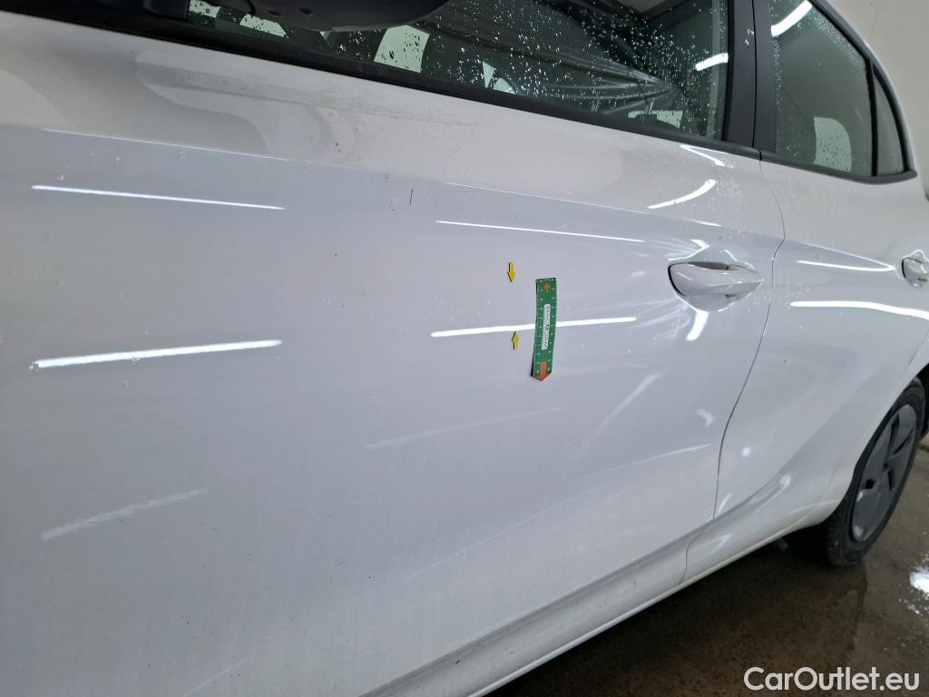  Land Rover  Discovery MG MG3 / 2024 / 5P / Berline 1.5L 195ch Hybrid+ Standard #1