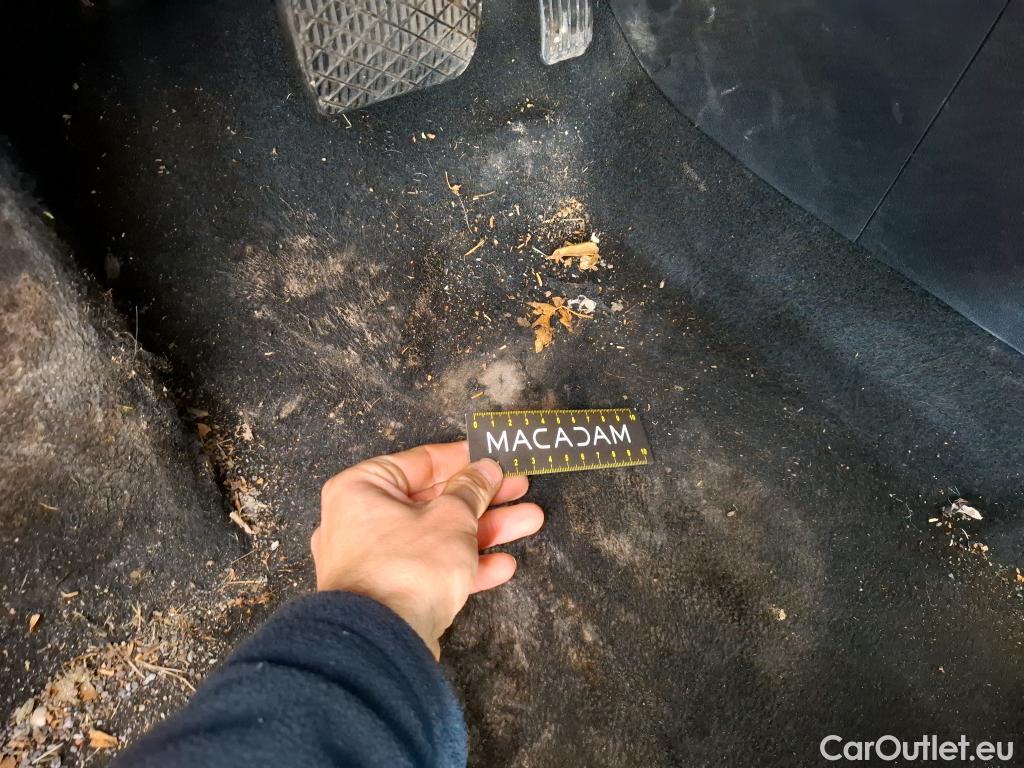  Land Rover  Discovery MG MG3 / 2024 / 5P / Berline 1.5L 195ch Hybrid+ Standard #12