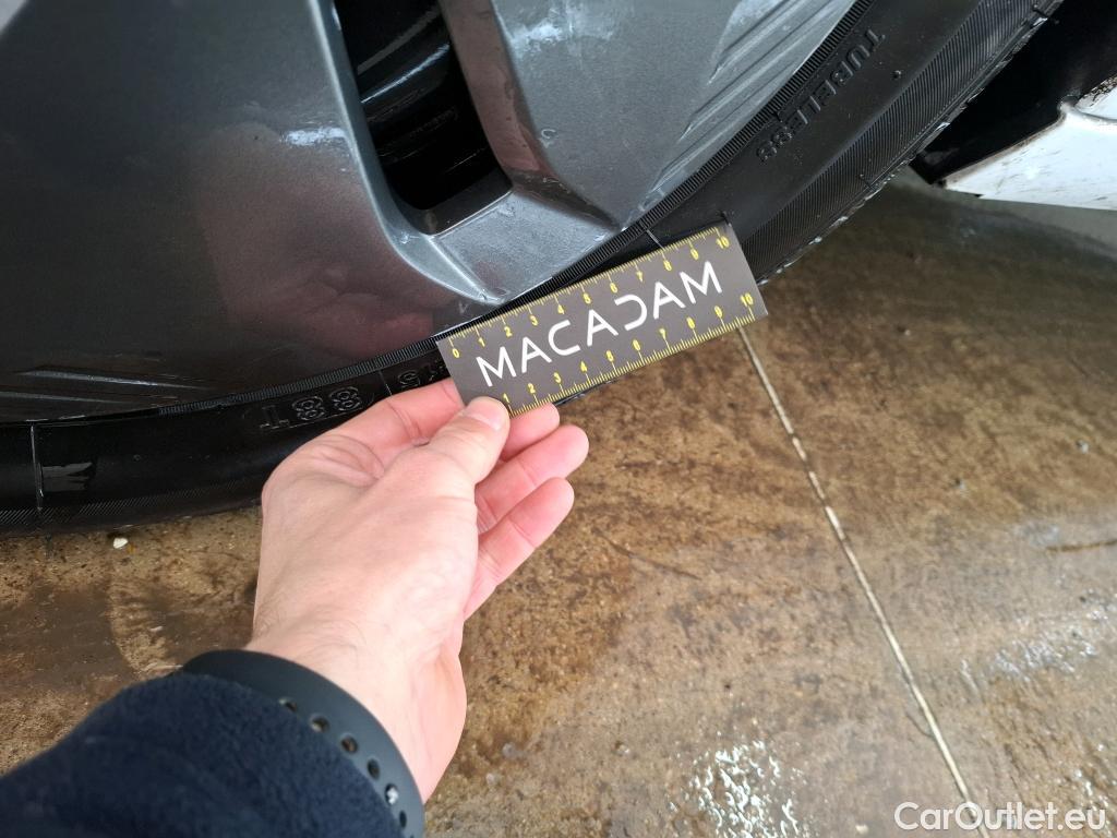  Land Rover  Discovery MG MG3 / 2024 / 5P / Berline 1.5L 195ch Hybrid+ Standard #30