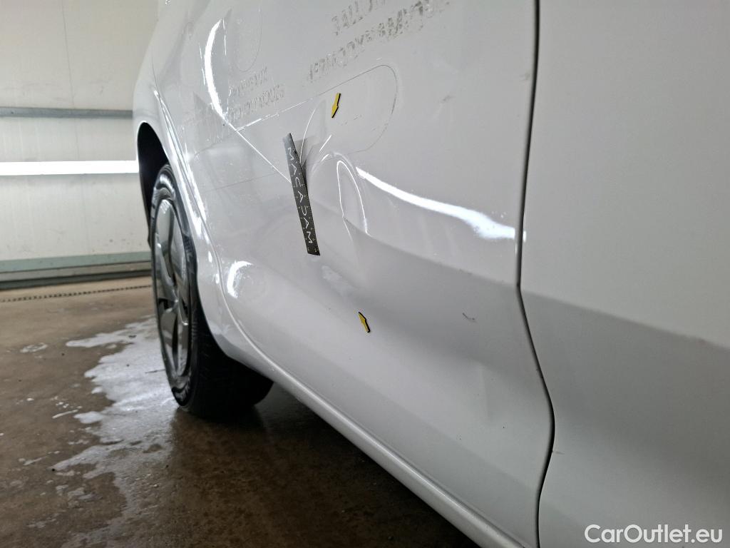  Land Rover  Discovery MG MG3 / 2024 / 5P / Berline 1.5L 195ch Hybrid+ Standard #8