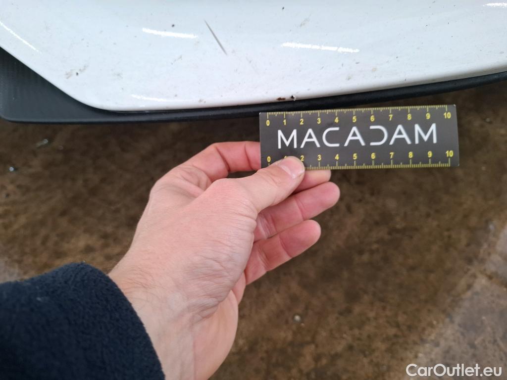  Land Rover  Discovery MG MG3 / 2024 / 5P / Berline 1.5L 195ch Hybrid+ Standard #36