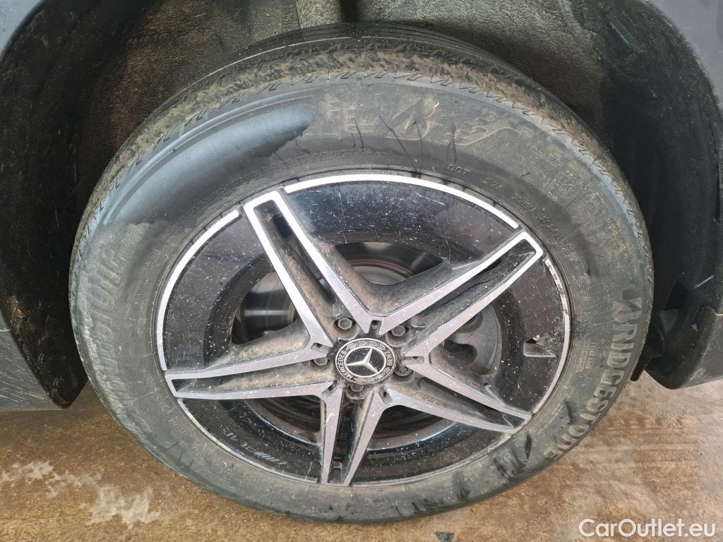  Mercedes  EQB MERCEDES-BENZ  / 2021 / 5P / SUV  250 + AMG Line #2