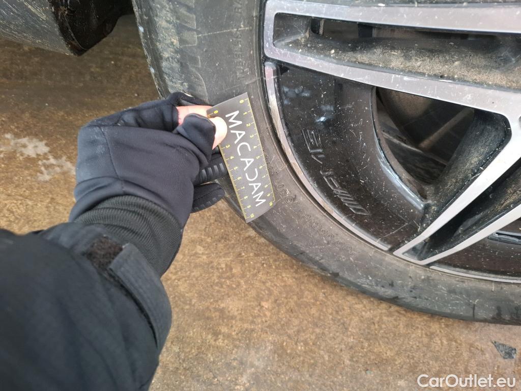  Mercedes  EQB MERCEDES-BENZ  / 2021 / 5P / SUV  250 + AMG Line #5