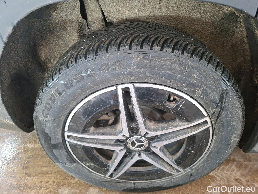  Mercedes  EQB MERCEDES-BENZ  / 2021 / 5P / SUV  250 + AMG Line #34