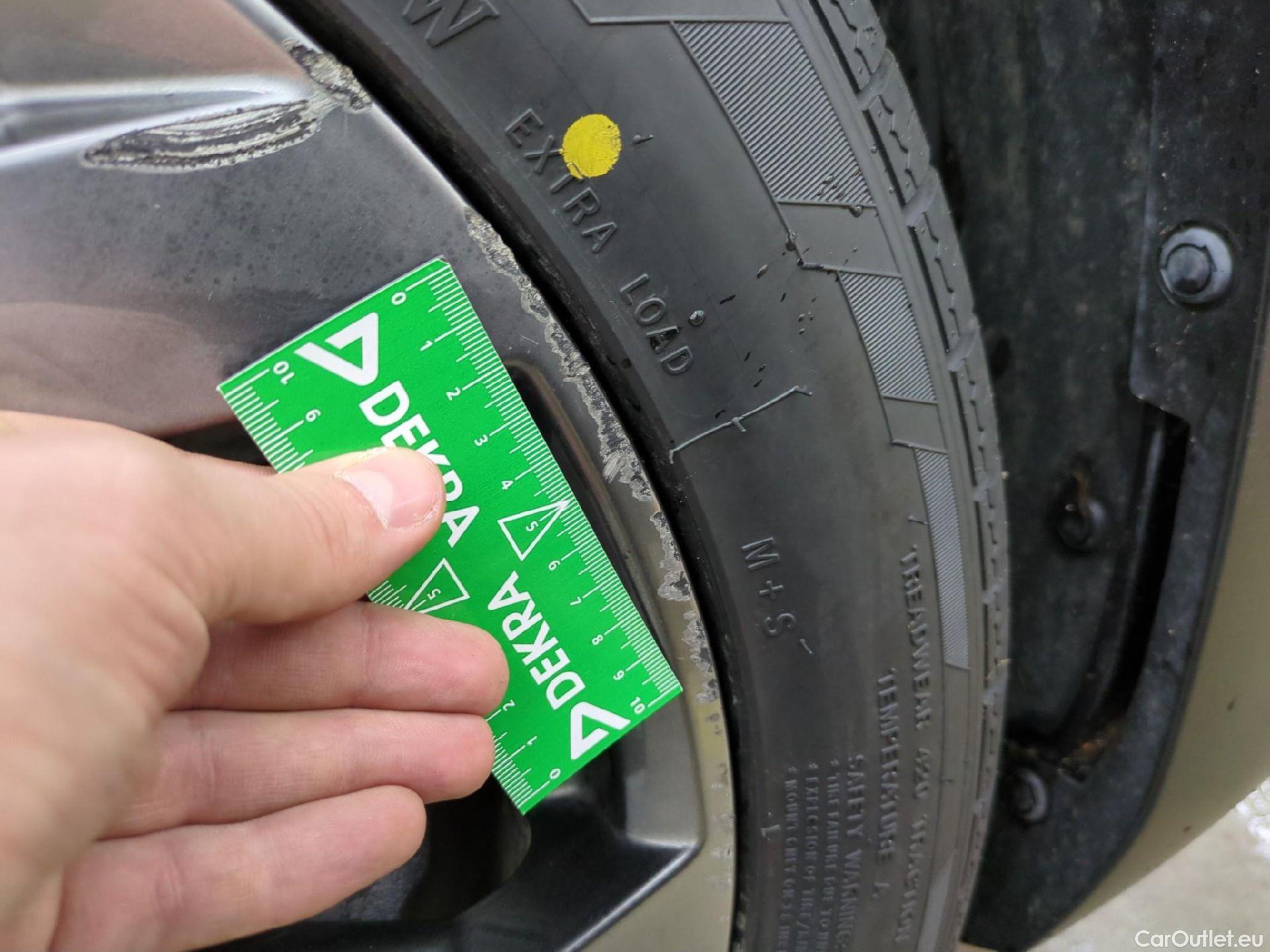  Mazda  MX-30 MAZDA  / 2019 / 5P / SUV e-Skyactiv 143ch First Ed M Confidence(SP) #8