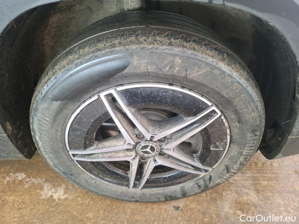  Mercedes  EQB MERCEDES-BENZ  / 2021 / 5P / SUV  250 + AMG Line #21