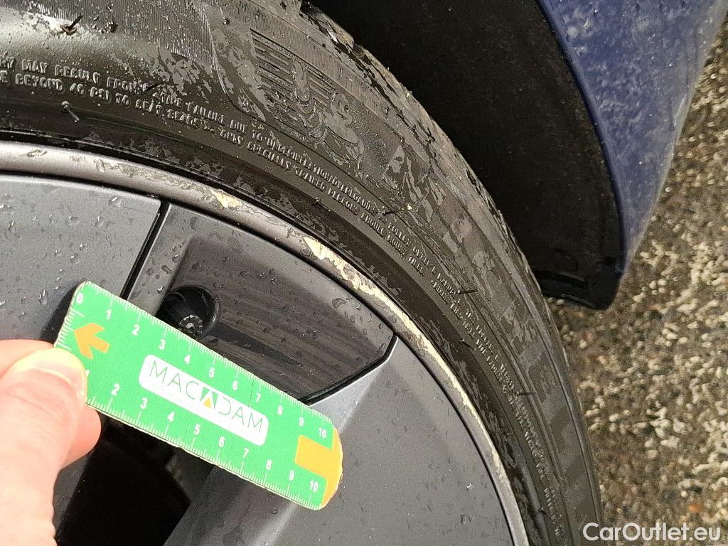  Tesla  Model 3 TESLA  2018 4P Berline Grande Autonomie #7