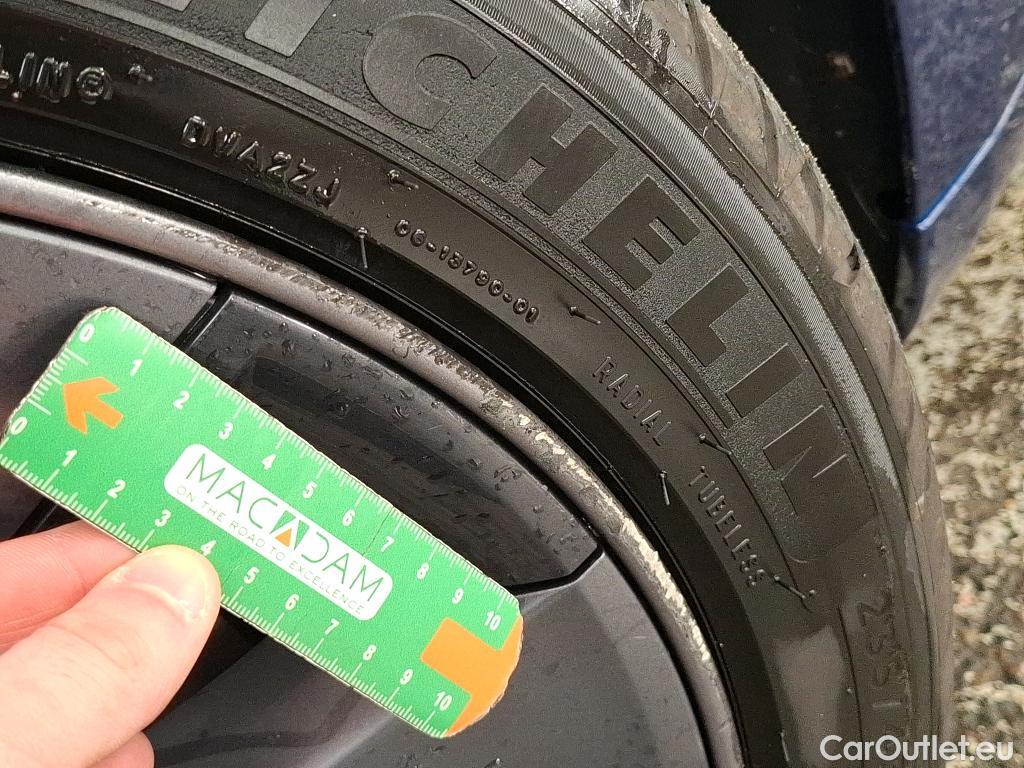  Tesla  Model 3 TESLA  2018 4P Berline Grande Autonomie #15