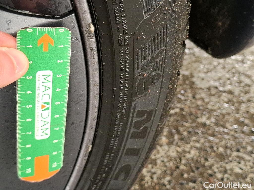  Tesla  Model 3 TESLA  2018 4P Berline Grande Autonomie #20