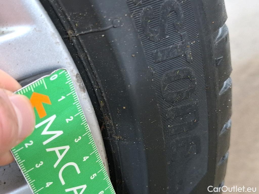  Seat  Leon SEAT  / 2020 / 5P / Berline 1.5 eTSI 150 DSG S&S Xcellence #29