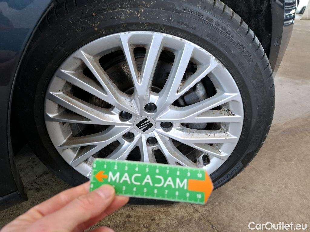  Seat  Leon SEAT  / 2020 / 5P / Berline 1.5 eTSI 150 DSG S&S Xcellence #25