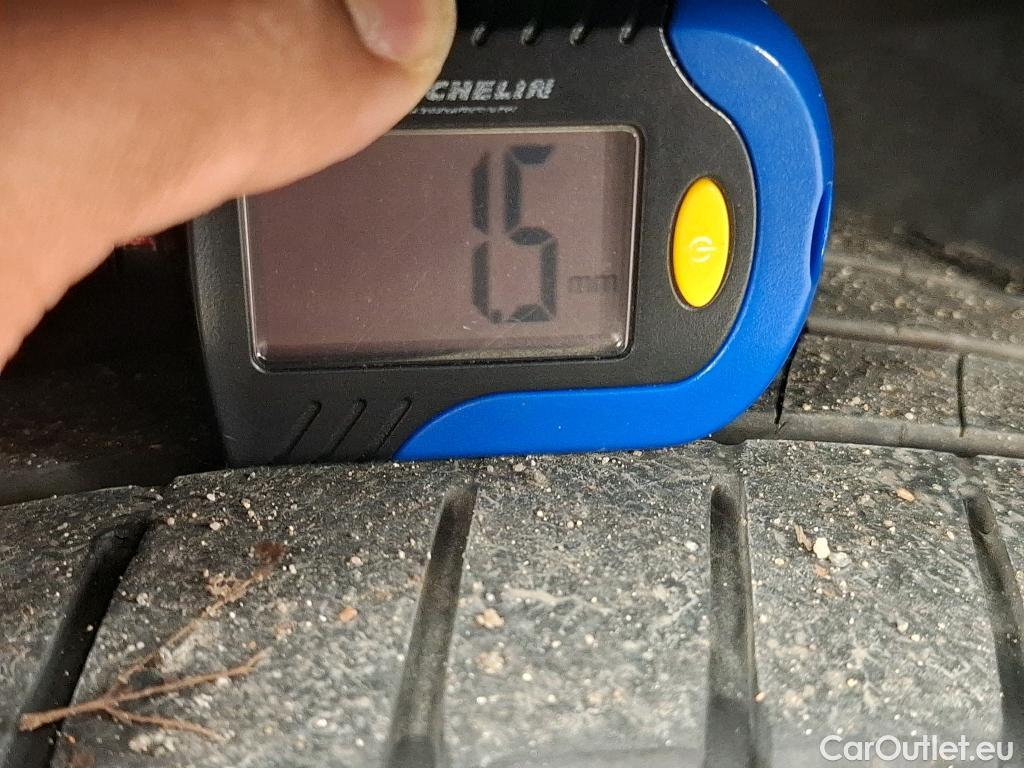  Toyota  Corolla TOYOTA  / 2018 / 5P / Berline Hybride 122h Dynamic Business #57