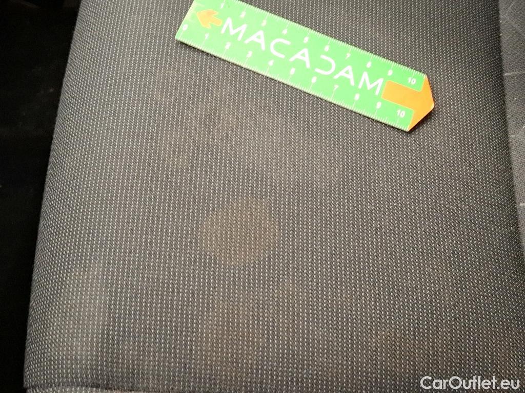  Toyota  Corolla TOYOTA  / 2018 / 5P / Berline Hybride 122h Dynamic Business #124