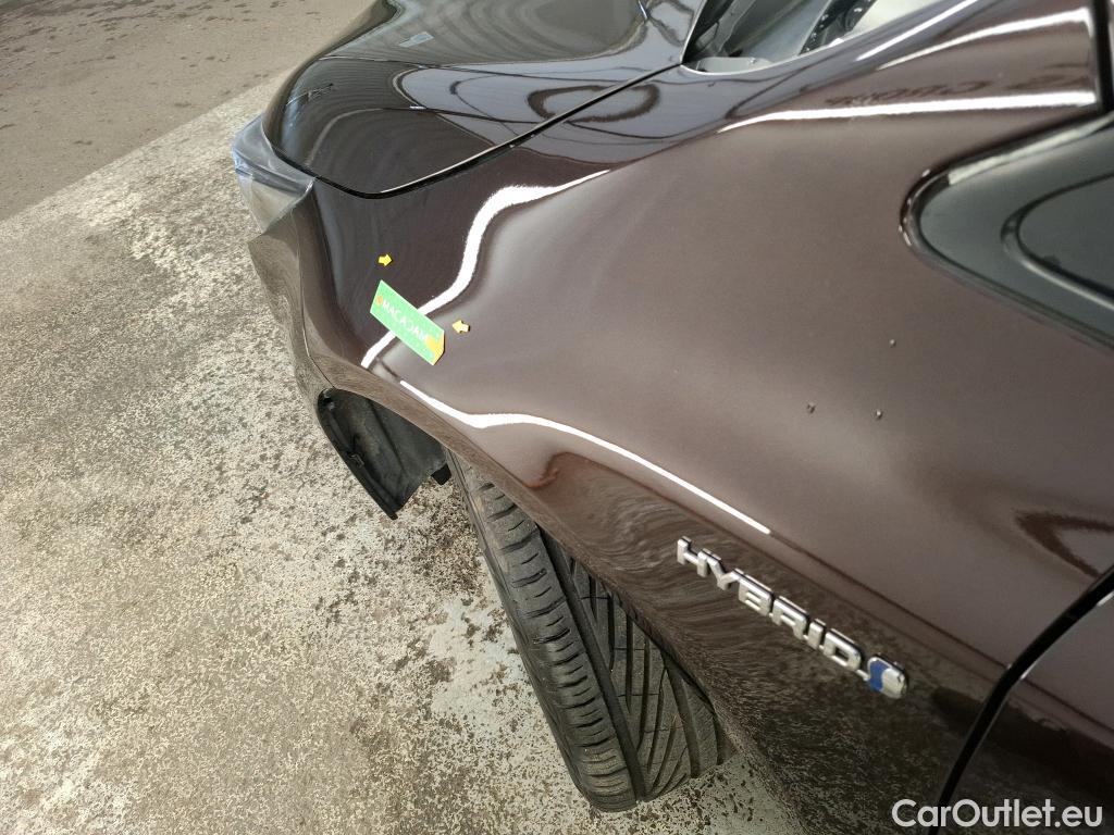  Toyota  Corolla TOYOTA  / 2018 / 5P / Berline Hybride 122h Dynamic Business #43