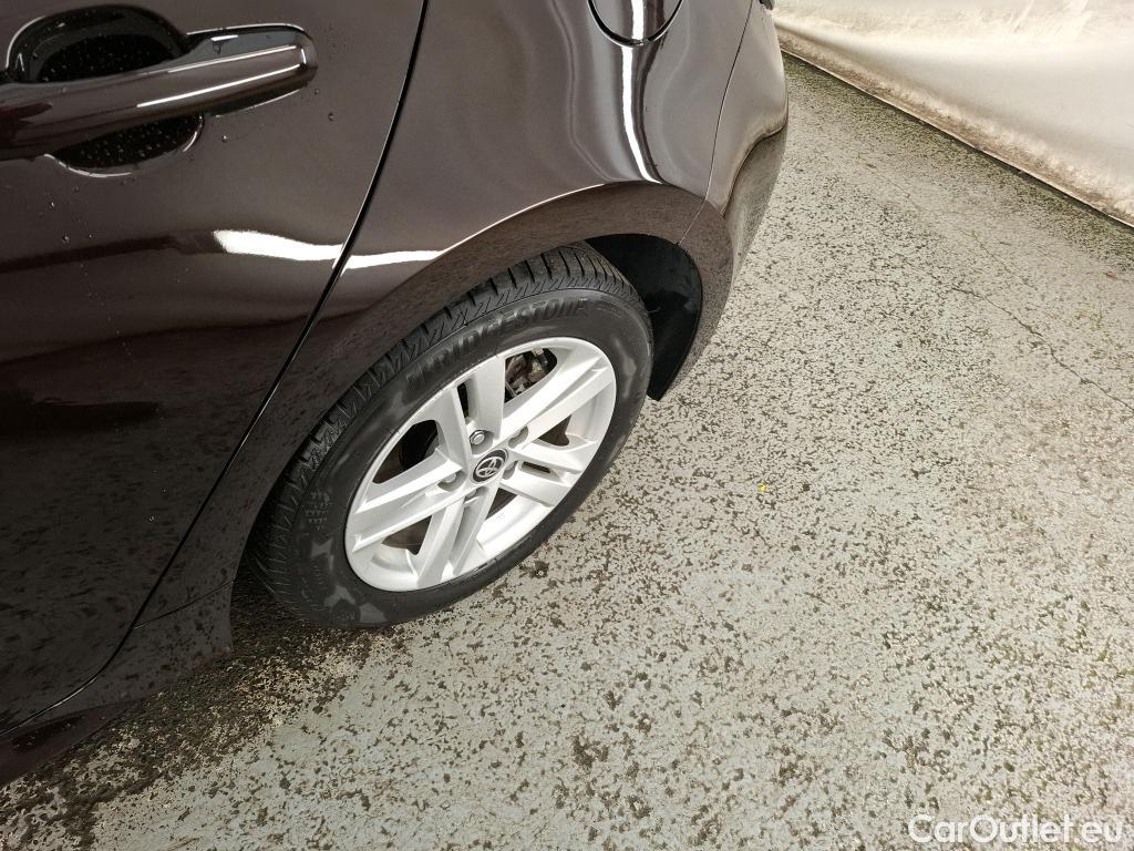  Toyota  Corolla TOYOTA  / 2018 / 5P / Berline Hybride 122h Dynamic Business #55