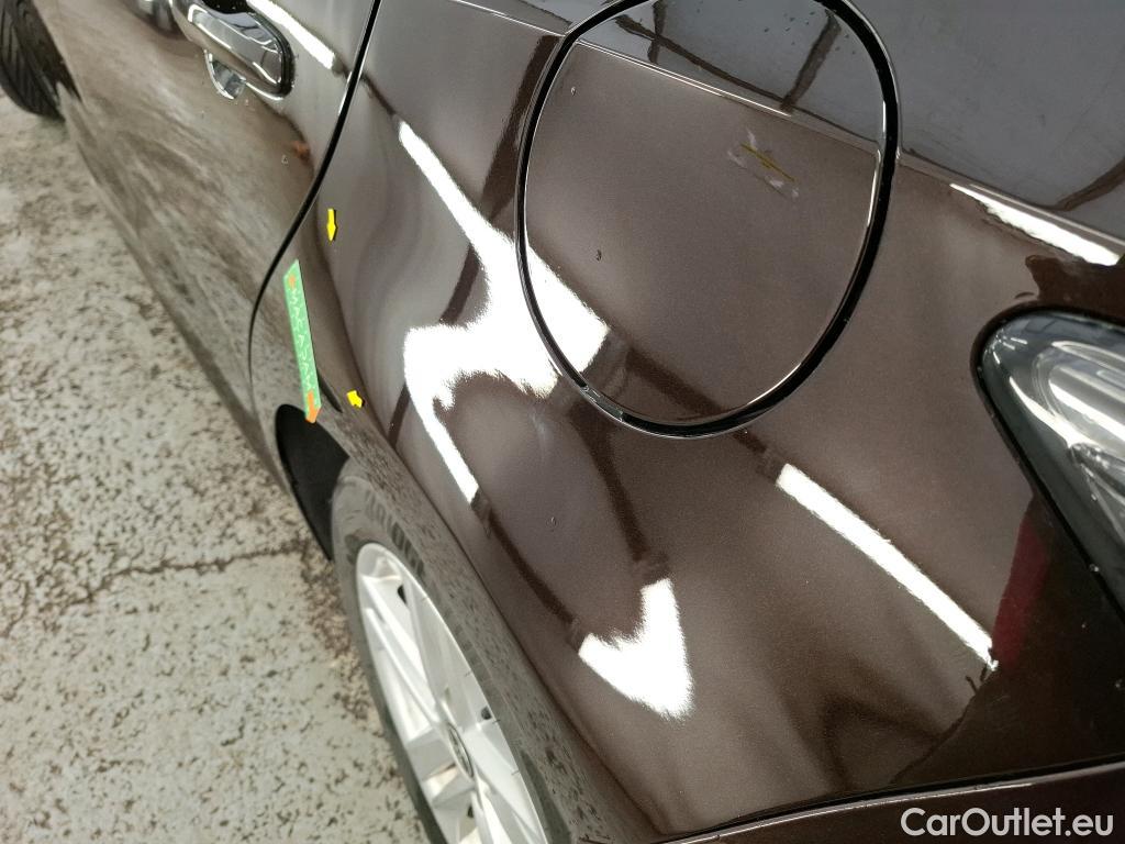  Toyota  Corolla TOYOTA  / 2018 / 5P / Berline Hybride 122h Dynamic Business #16