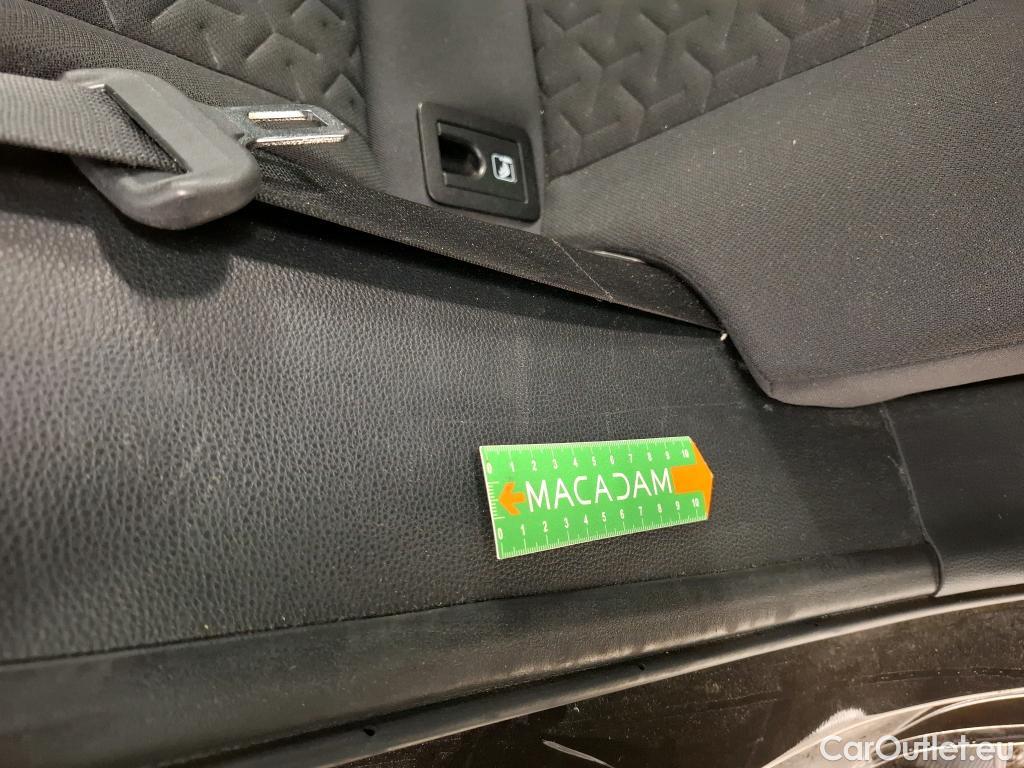  Toyota  Corolla TOYOTA  / 2018 / 5P / Berline Hybride 122h Dynamic Business #112