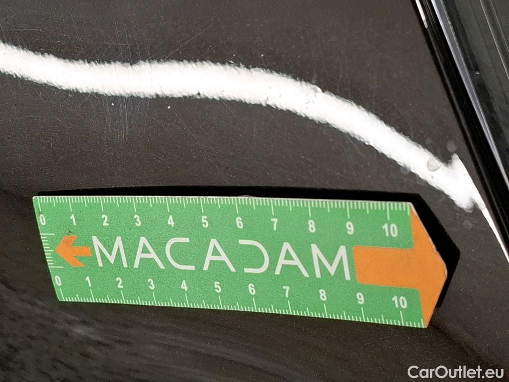  Toyota  Corolla TOYOTA  / 2018 / 5P / Berline Hybride 122h Dynamic Business #62