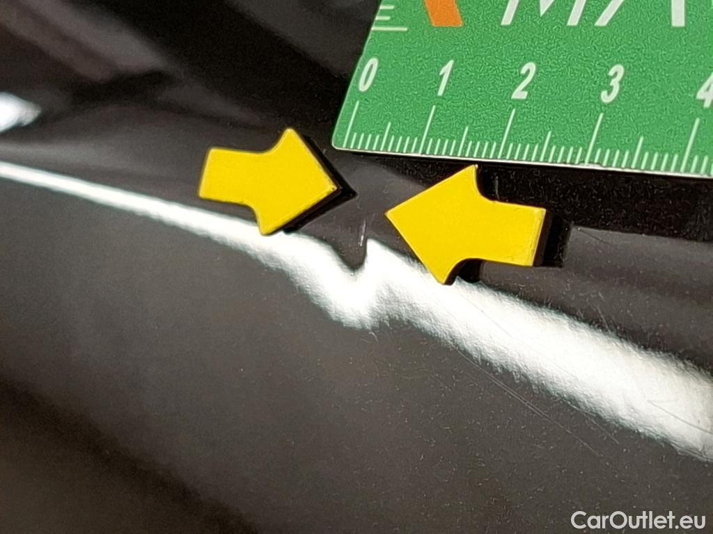  Toyota  Corolla TOYOTA  / 2018 / 5P / Berline Hybride 122h Dynamic Business #36