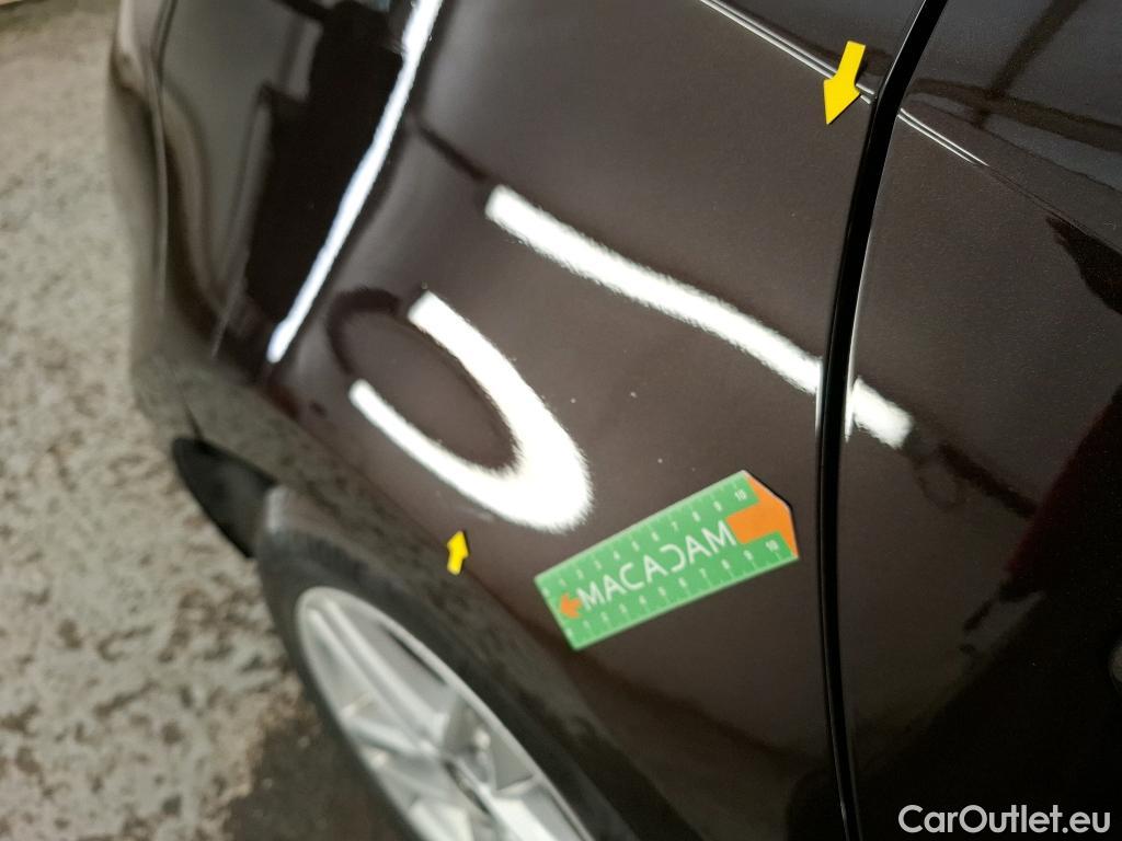  Toyota  Corolla TOYOTA  / 2018 / 5P / Berline Hybride 122h Dynamic Business #14