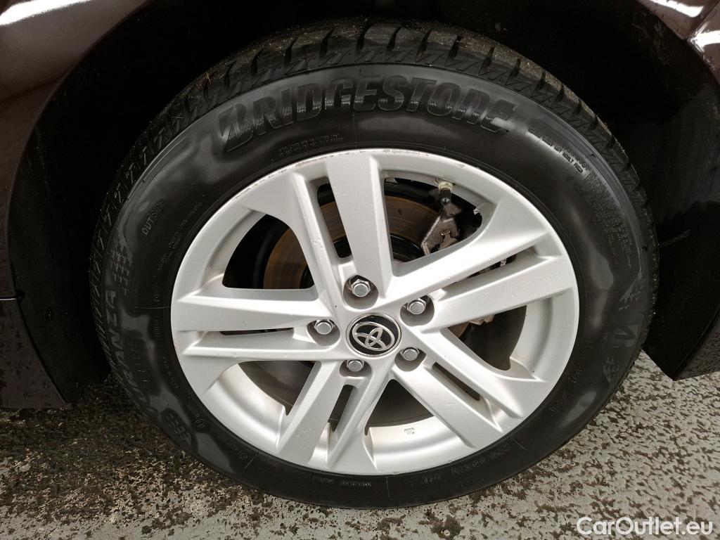  Toyota  Corolla TOYOTA  / 2018 / 5P / Berline Hybride 122h Dynamic Business #56