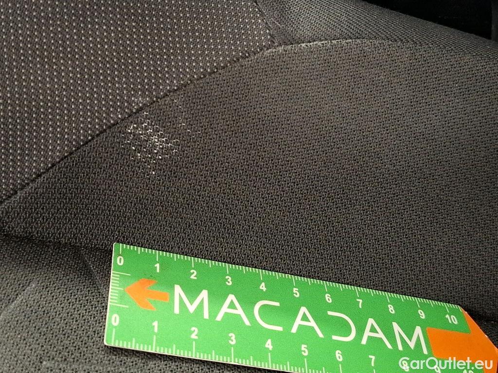  Toyota  Corolla TOYOTA  / 2018 / 5P / Berline Hybride 122h Dynamic Business #121