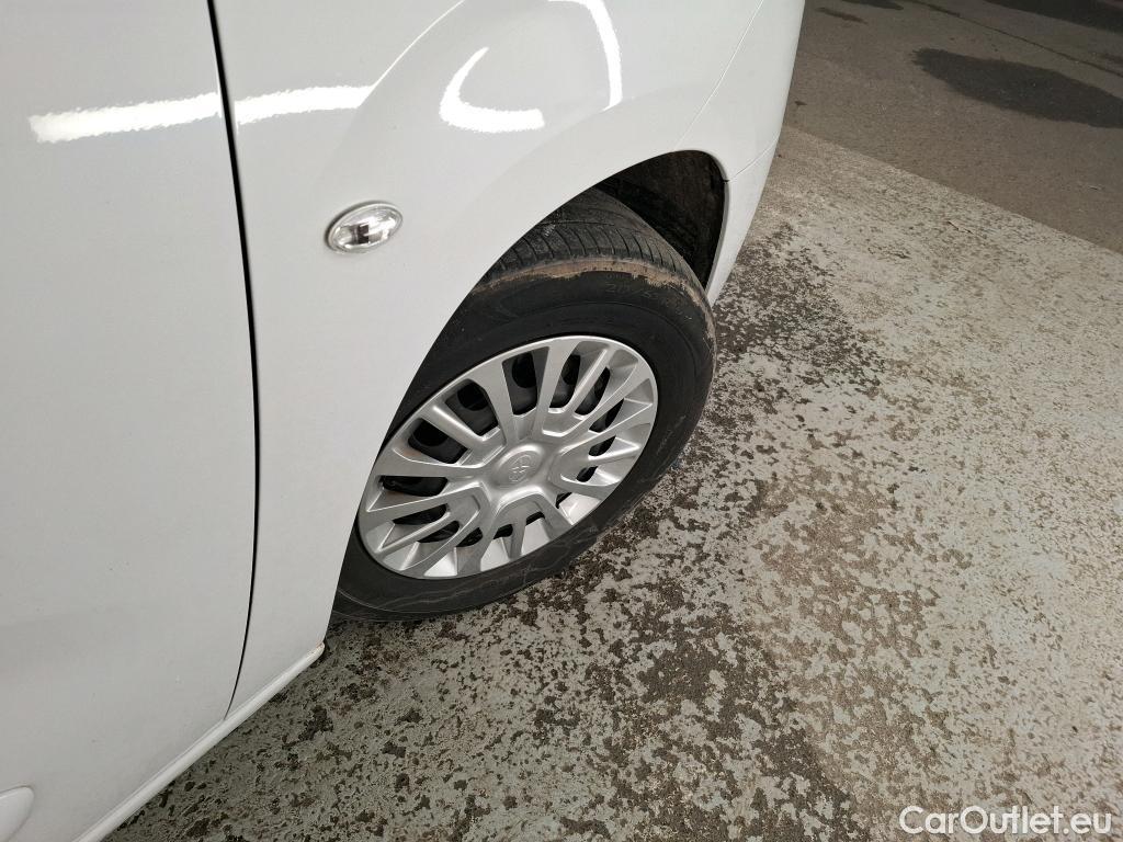  Land Rover  Discovery TOYOTA Proace City / 2021 / 4P / Fourgonnette ELECTRIC MEDIUM 50KWH BUSINESS #12