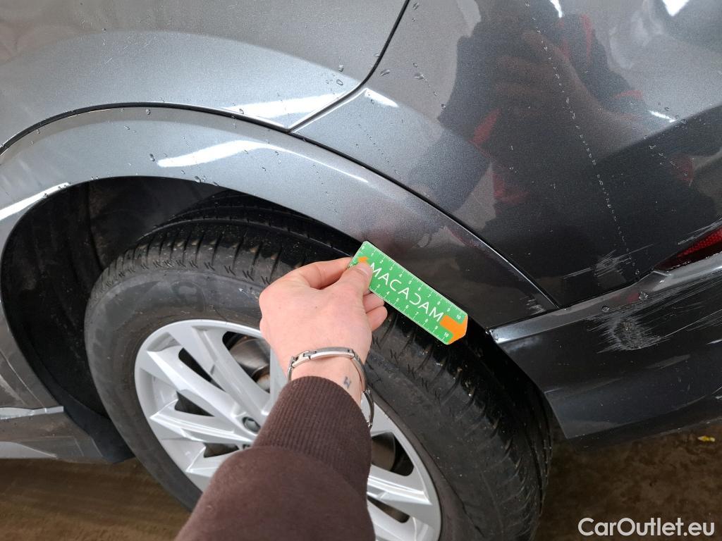  Audi  Q3 AUDI  / 2018 / 5P / SUV 45 TFSI E 245 S TRONIC S LINE #12