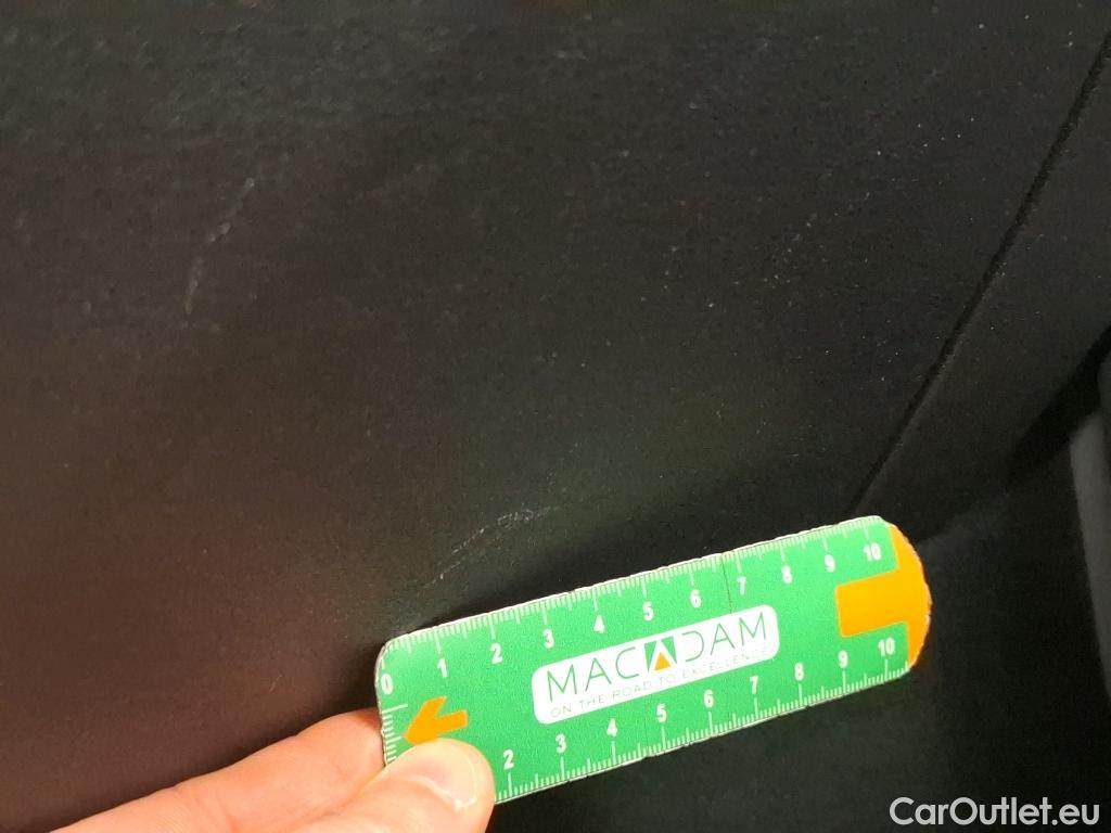  Bmw  Serie 1 BMW Série 1 / 2019 / 5P / Berline 116i Business Design #18