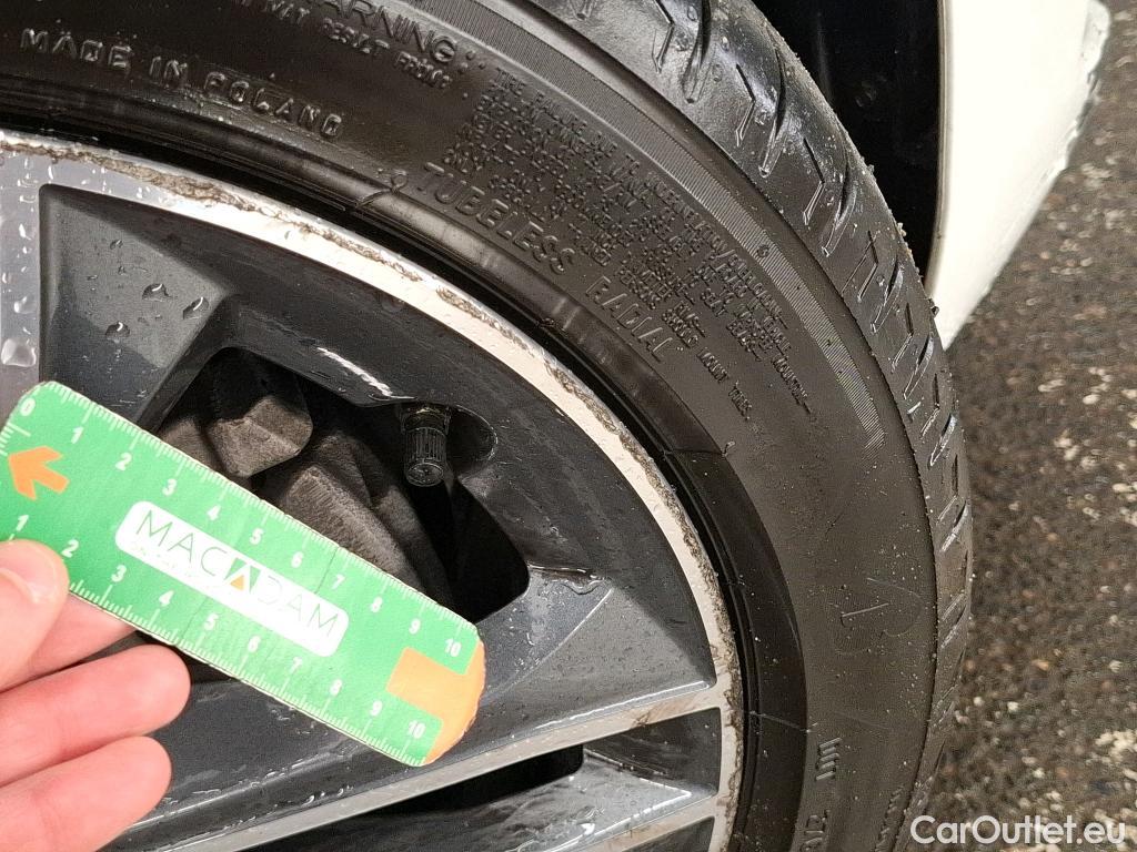  Bmw  Serie 1 Série 1 Berline 118 i Edition Sport 1.5 135CV BVA7 E6d #43