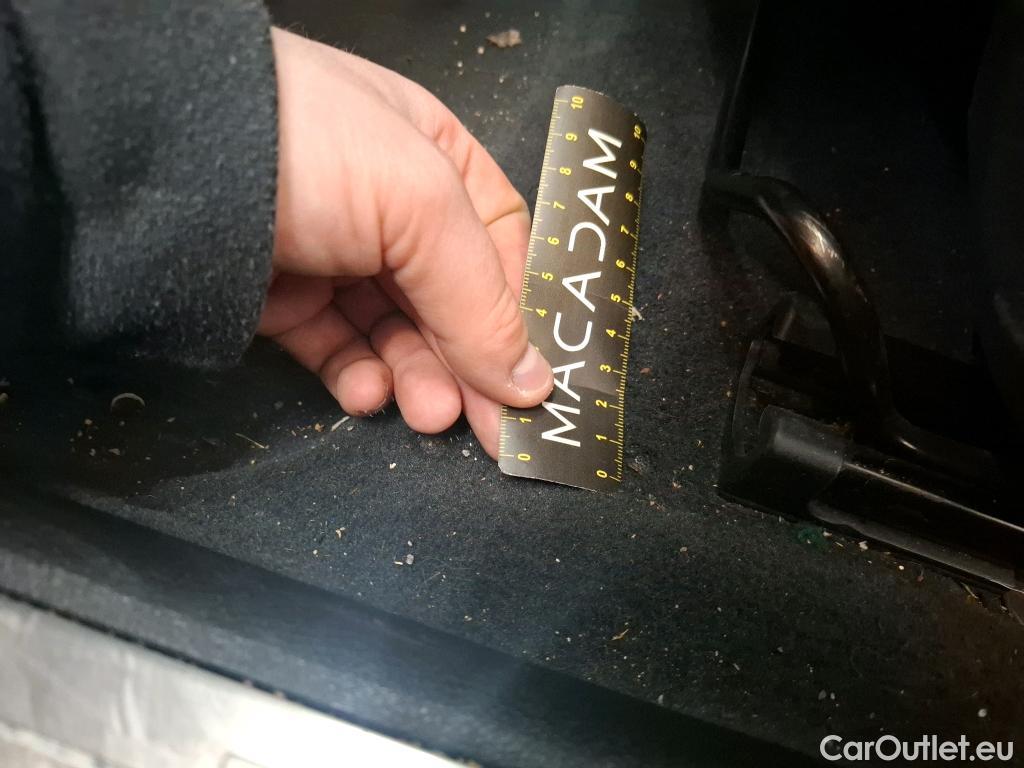  Bmw  Serie 1 BMW Série 1 2019 5P Berline 15 116D Business Design #6