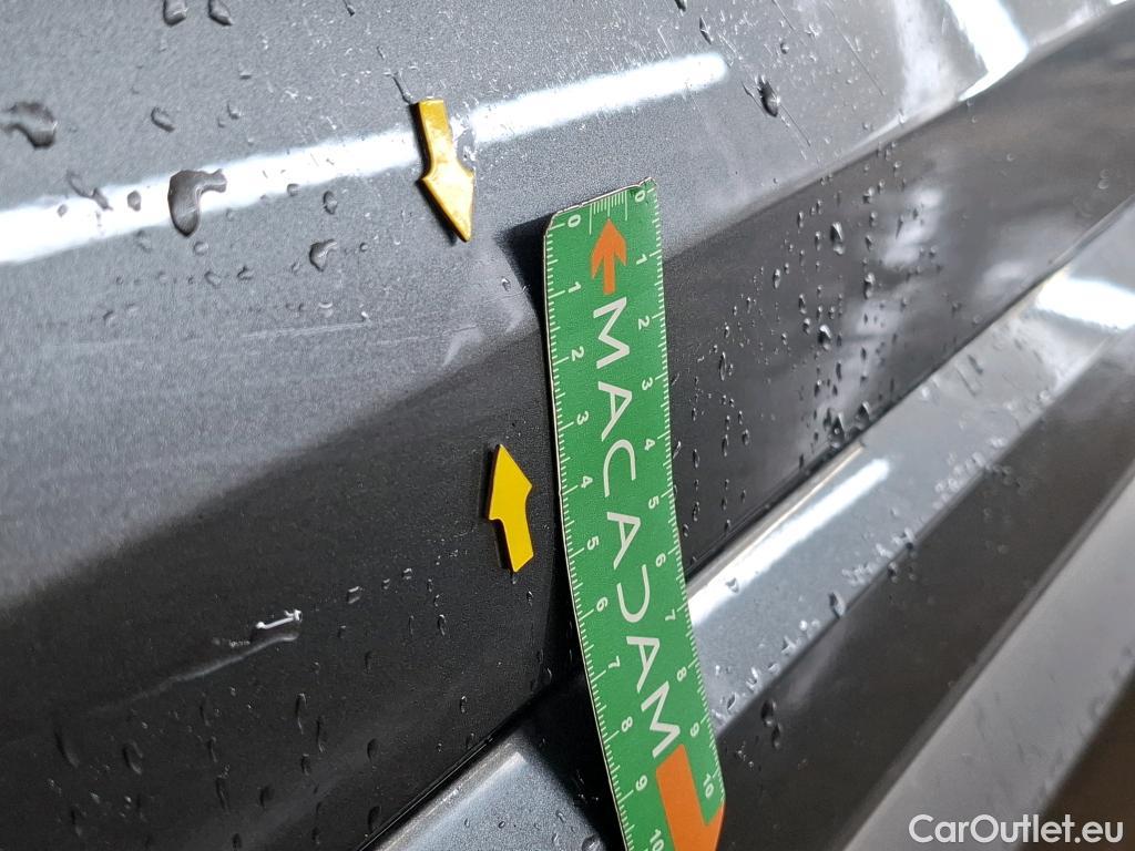  Audi  Q3 AUDI  / 2018 / 5P / SUV 45 TFSI E 245 S TRONIC S LINE #11