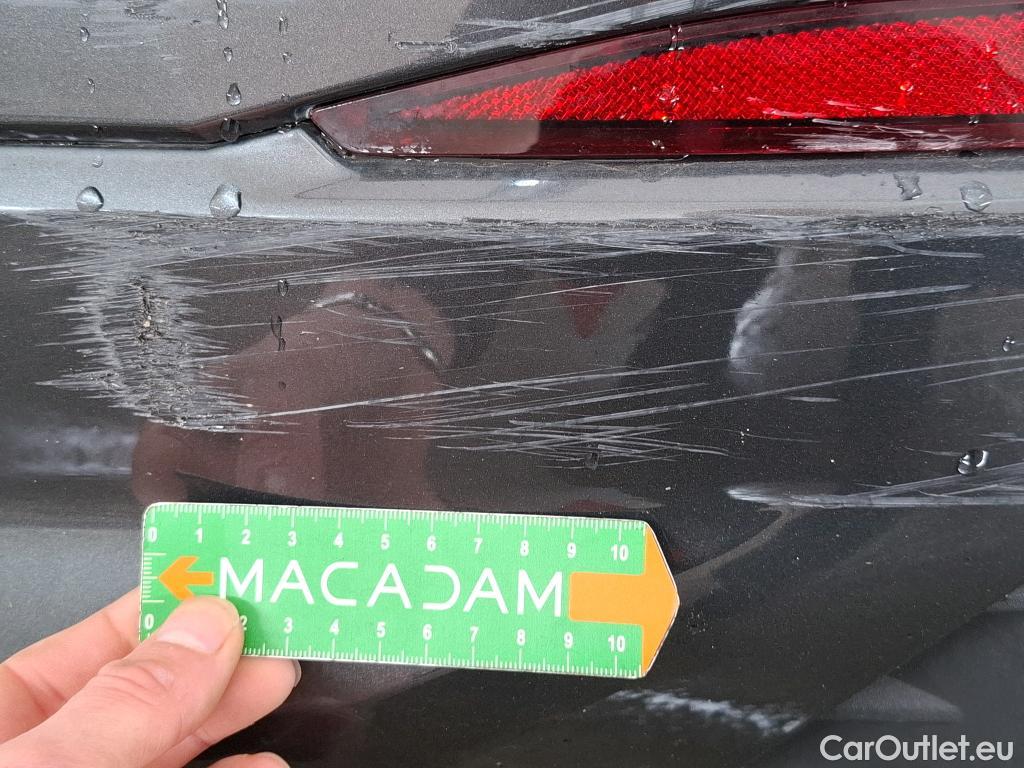  Audi  Q3 AUDI  / 2018 / 5P / SUV 45 TFSI E 245 S TRONIC S LINE #4