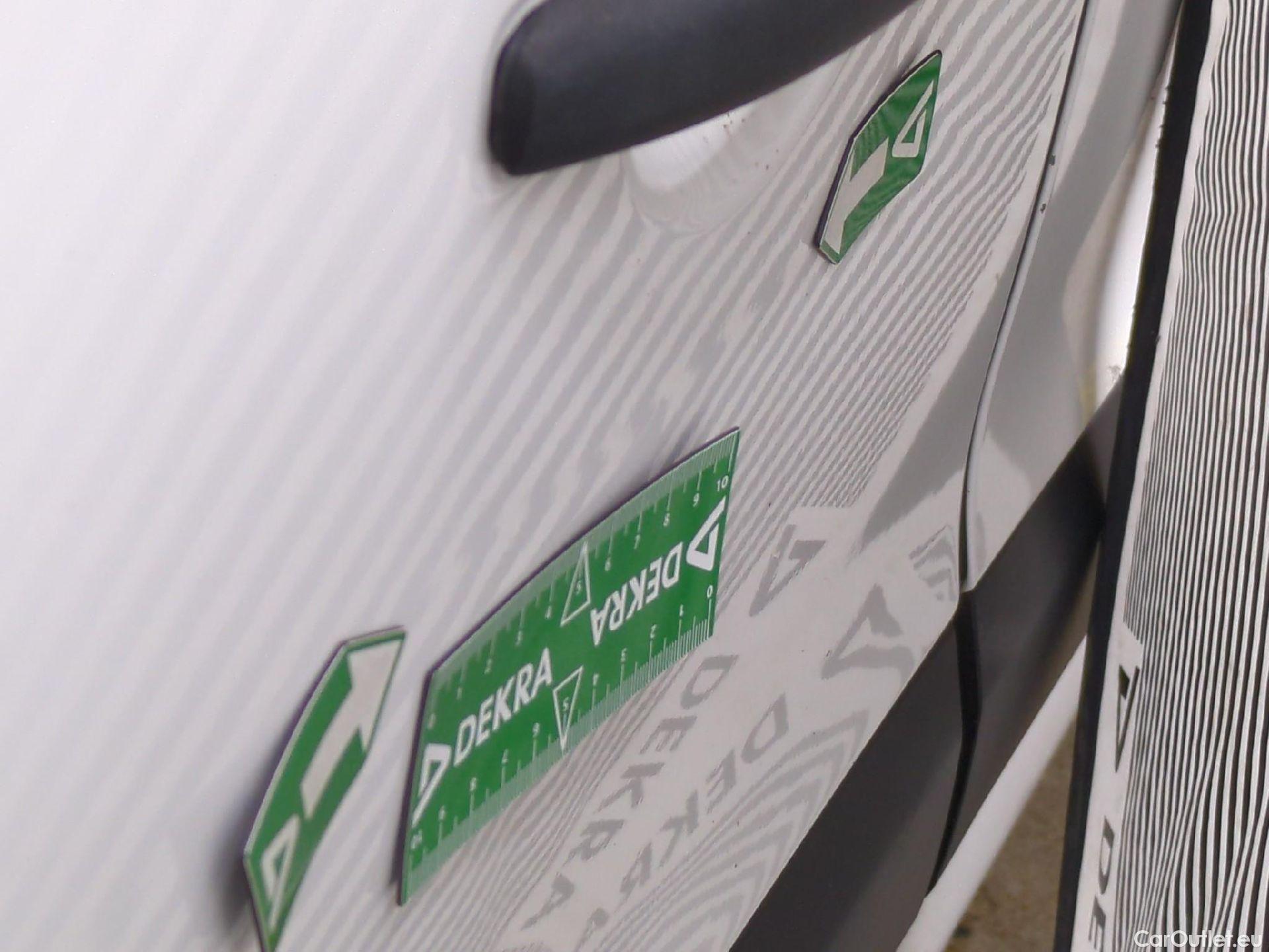  Citroen  Berlingo  Fourgon Club L1 (Court) 1.6 BlueHDi 100CV BVM5 E6 #32