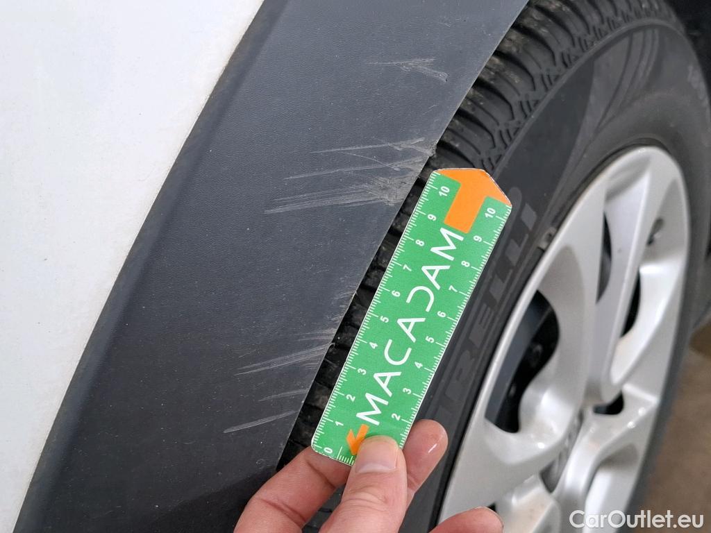  Citroen  C3  Société Feel Business R 1.5 BlueHDI 100CV BVM6 6E #25