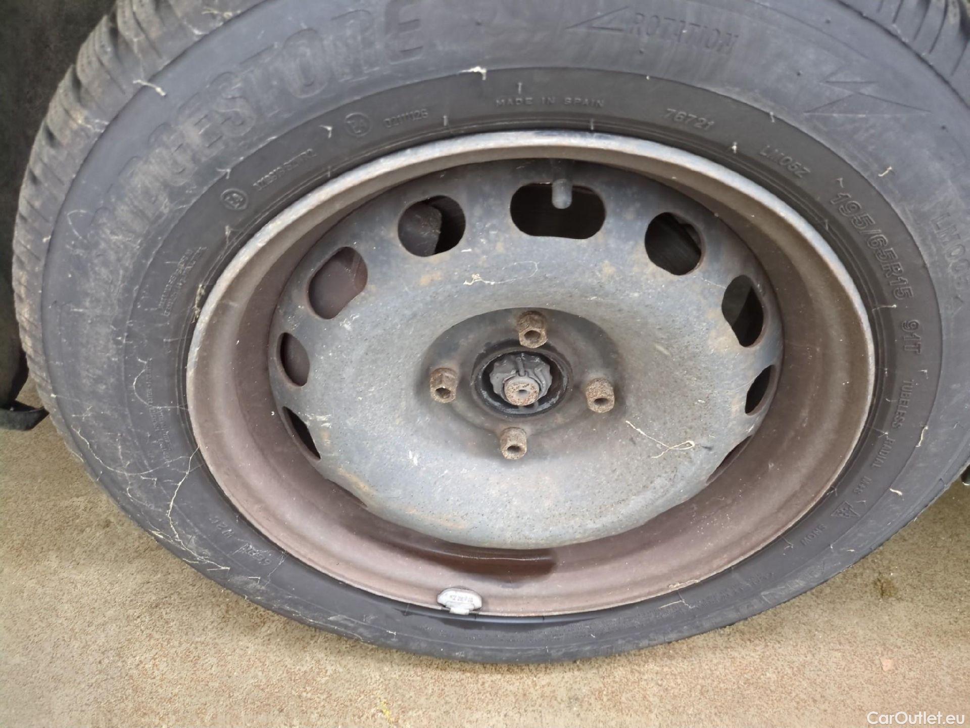  Citroen  Berlingo  Fourgon Club L1 (Court) 1.6 BlueHDi 100CV BVM5 E6 #18