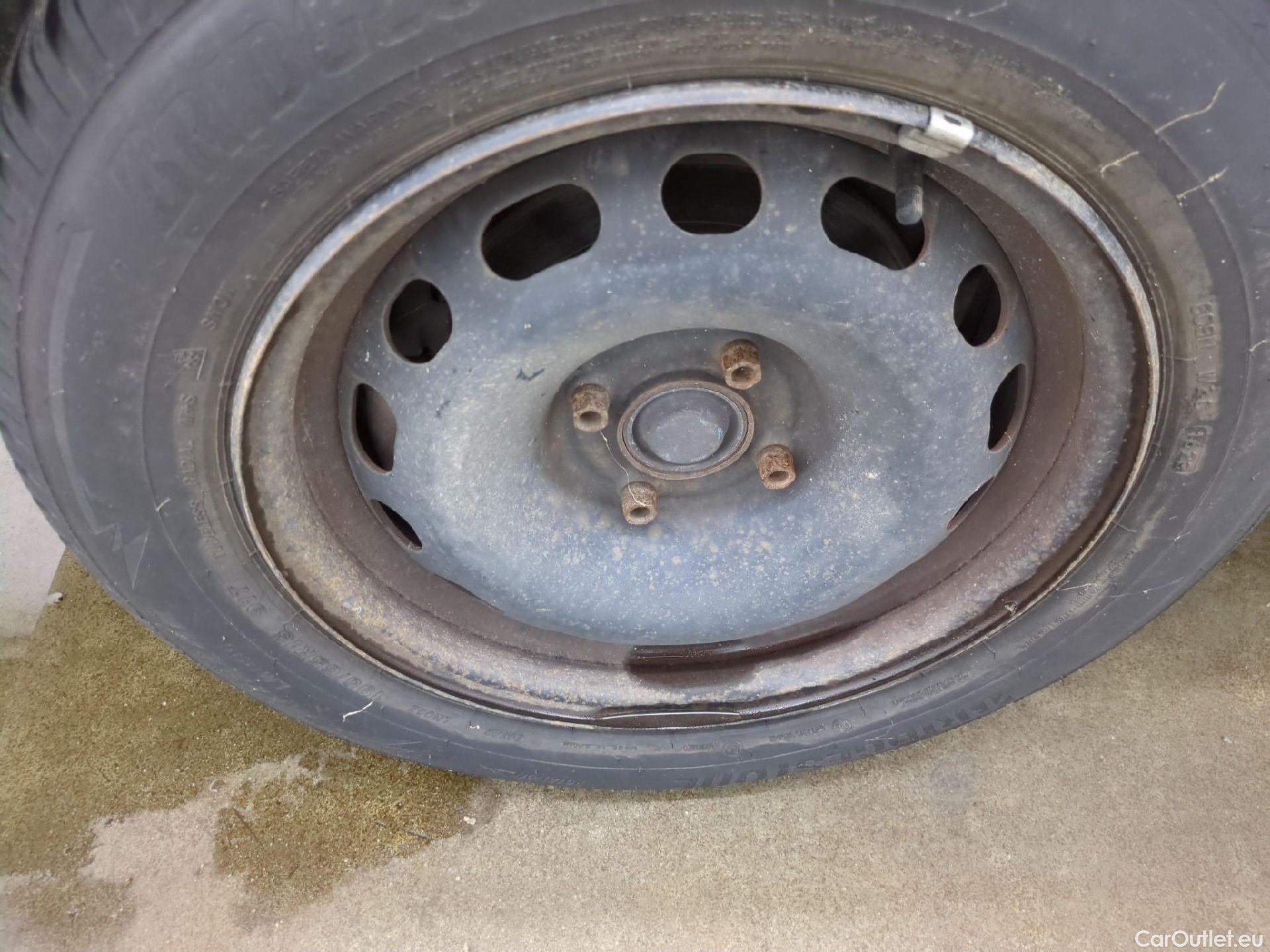  Citroen  Berlingo  Fourgon Club L1 (Court) 1.6 BlueHDi 100CV BVM5 E6 #24