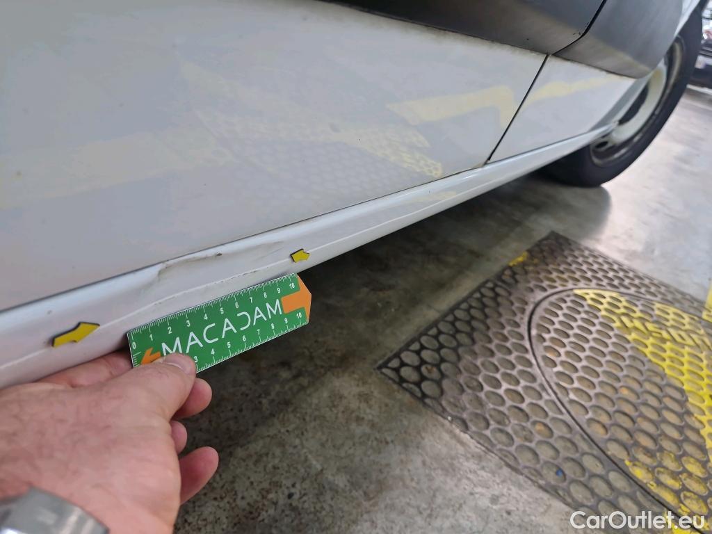  Citroen  Berlingo  Fourgon Driver M 1000 1.5 BlueHDi 100CV BVM5 E6dT #24