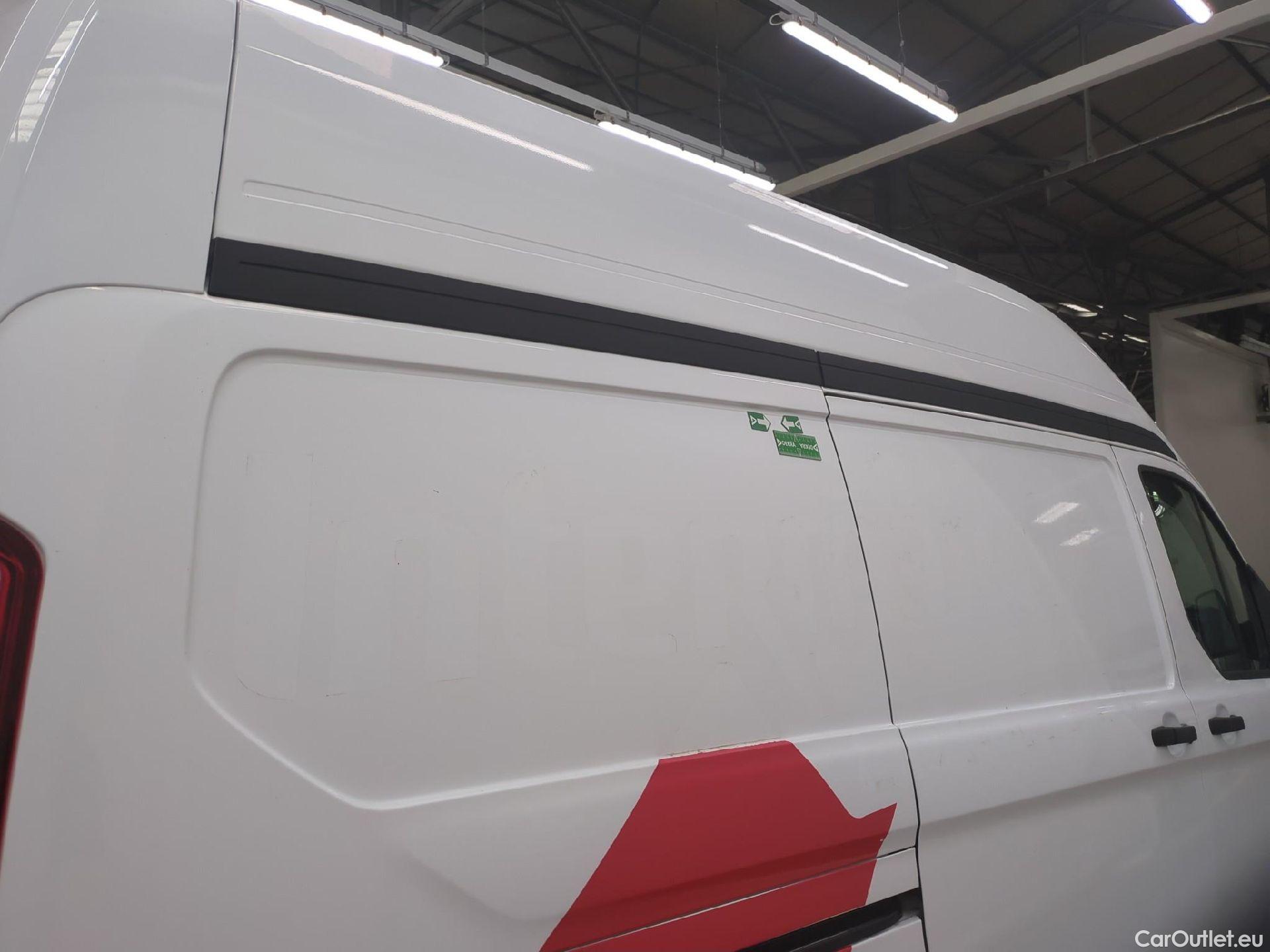  Ford  Transit FORD  Custom / 2018 / 4P / Fourgon tôlé 2.0 ECOBLUE 105 300 L1H2 TREND BUSINESS #26