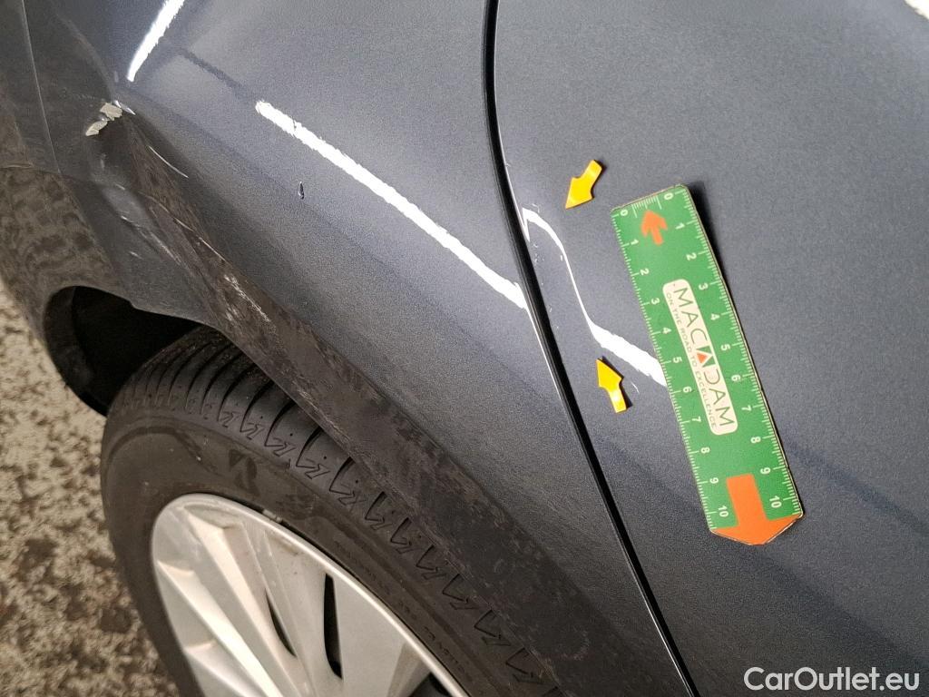  Nissan  Micra NISSAN   2016  5P  Berline IG-T 92 Business Edition #6