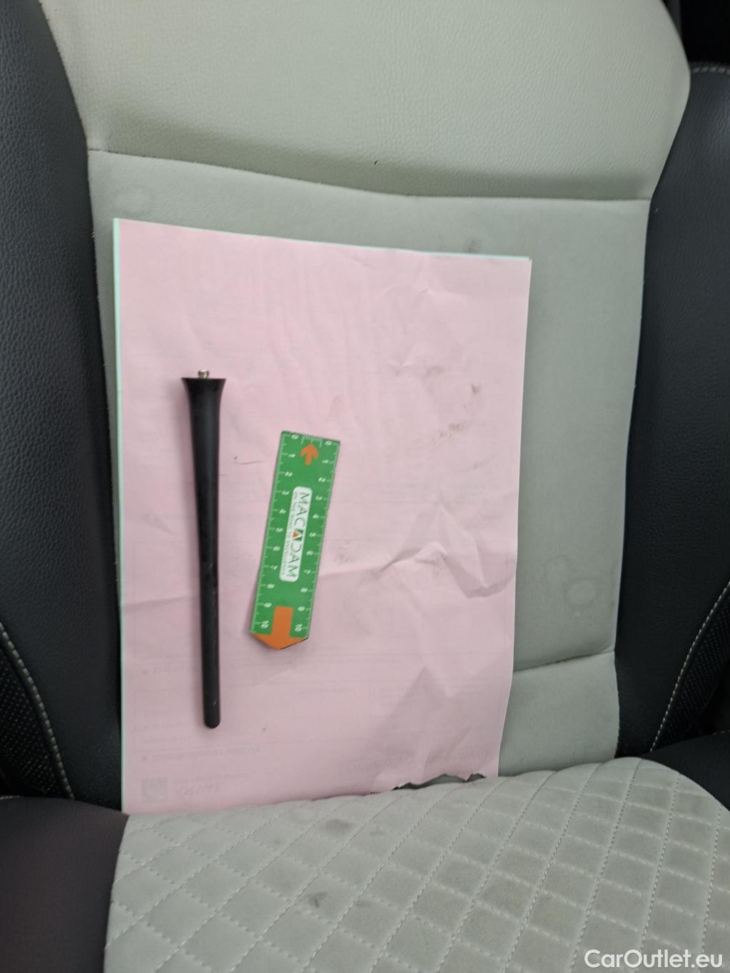  Fiat  500 FIAT   2015 3P Berline Hybrid 1.0 BSG 70 ch Dolcevita #33